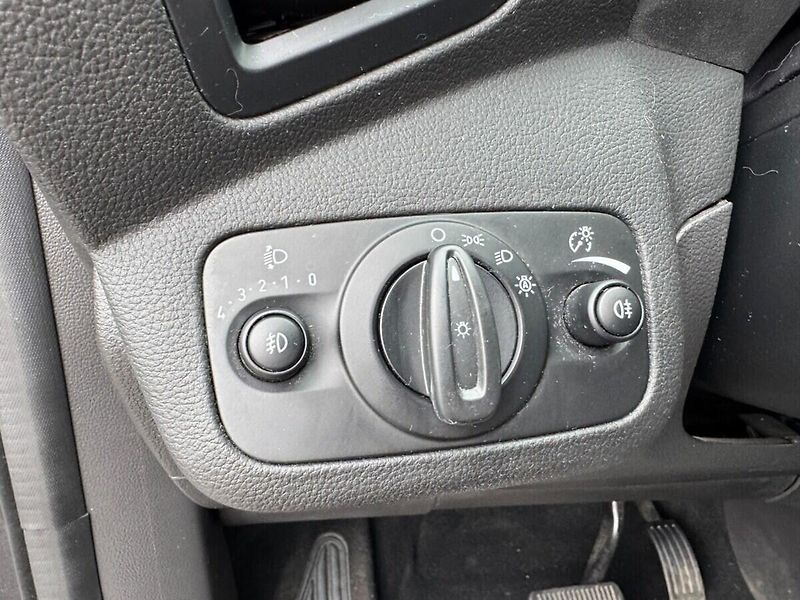 Ford Kuga AT TITANIUM - fotka 6 z 19