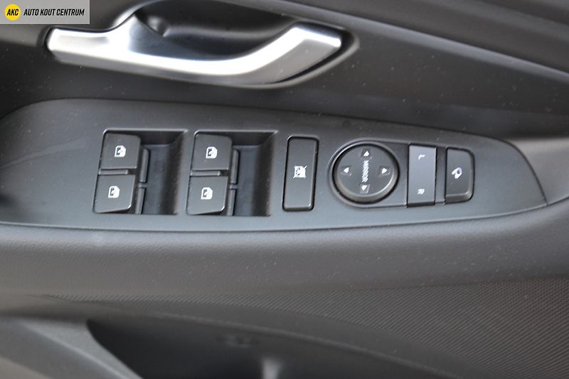 Hyundai i30 FB FL 1,0T- GDI FAMILY NAVI - fotka 38 z 42