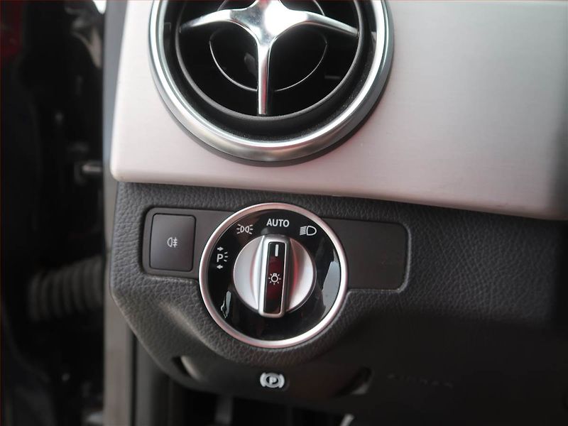 Mercedes-Benz GLK (2013) 250 CDI, 4X4, Automat, Kůže - fotka 18 z 18