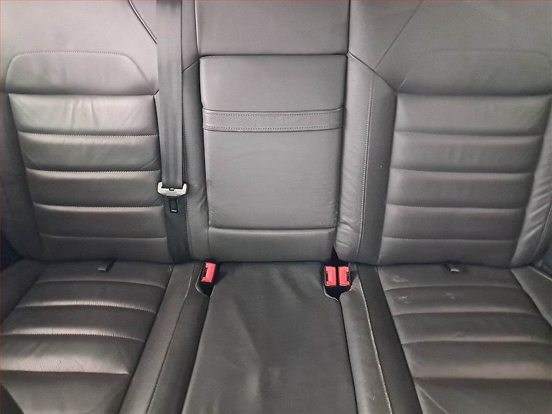 Volkswagen Touareg (2009) 3.0 TDI, 4X4, Automat, Xenony - fotka 10 z 21