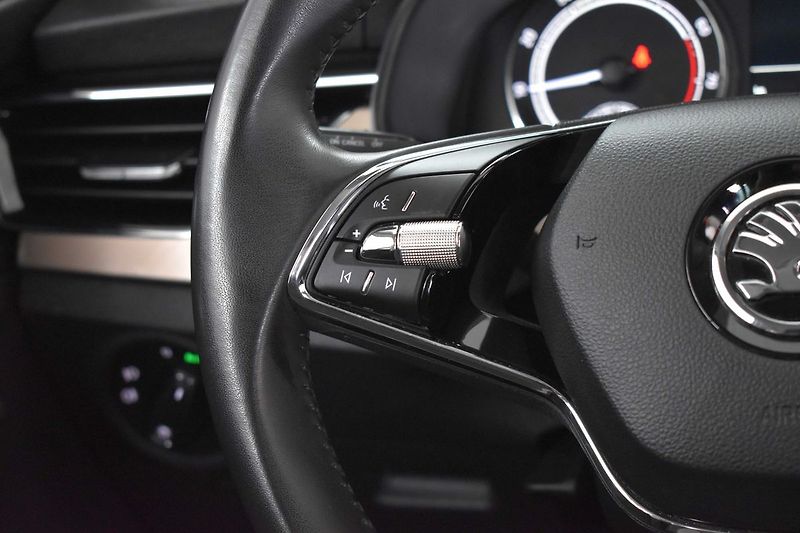 Škoda Scala 1.0 TSI G-TEC STYLE*DPH*ČR 1.M - fotka 18 z 38