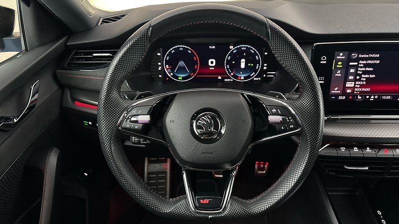 Škoda Octavia 2.0 TDI DSG 4x4 RS Combi - fotka 9 z 26