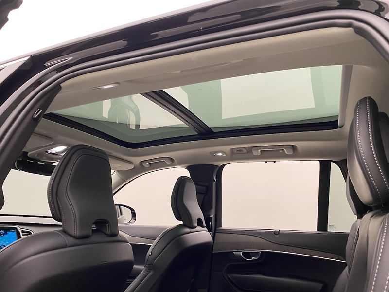 Volvo XC90 B5 AWD BRIGHT PLUS AUT CZ 7m - fotka 33 z 65
