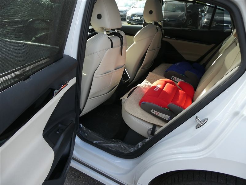 Škoda Enyaq Coupé 85x 210kW Laurin&Klement - fotka 18 z 47