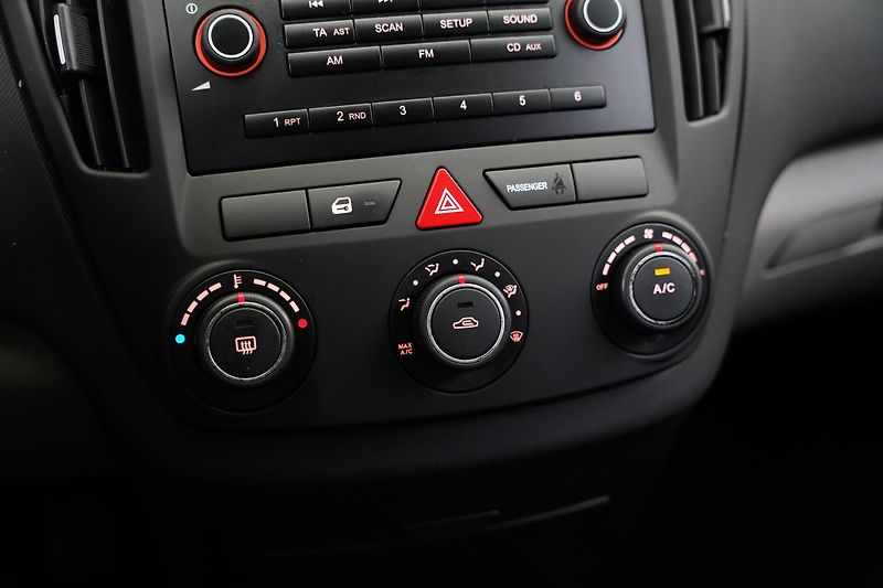 Kia Ceed - fotka 20 z 23