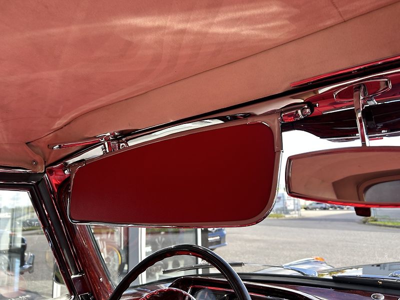 Mercedes-Benz Ostatní 220 S PONTON CABRIOLET - fotka 23 z 28