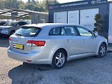Toyota Avensis 1.6i, ČR, manual, 2x kola - náhled 7