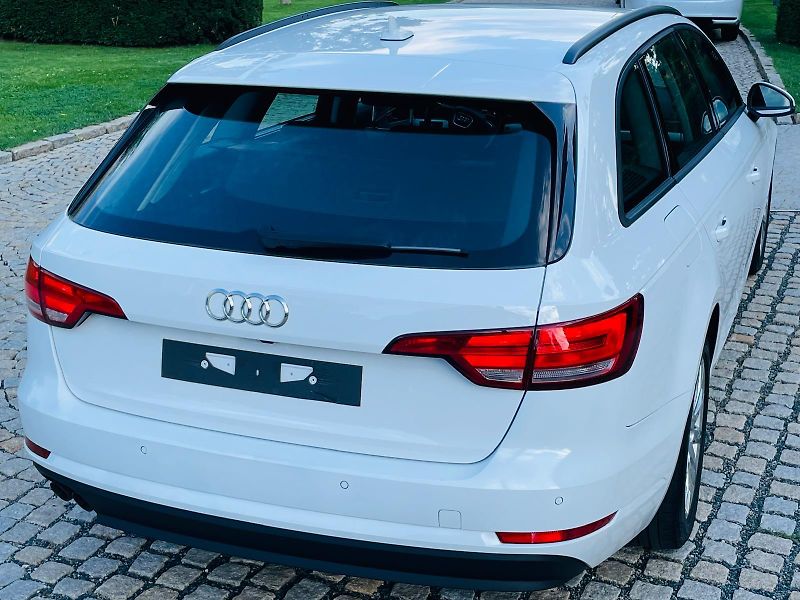 Audi A4 3.0TDI AUT KAMERA SERVISKA  - fotka 14 z 60