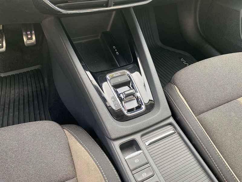 Škoda Octavia (2023) Combi 2.0 TDI 4x4 DSG Scout - fotka 27 z 37