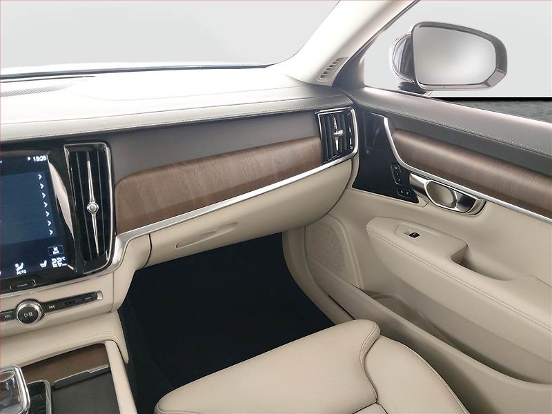 Volvo V90 (2021) B5 - fotka 8 z 24