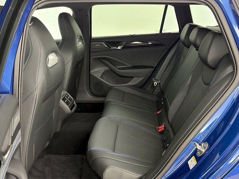Volkswagen Passat (2026) R-Line 2.0 TDI 142kW 4Motion D - fotka 8 z 44