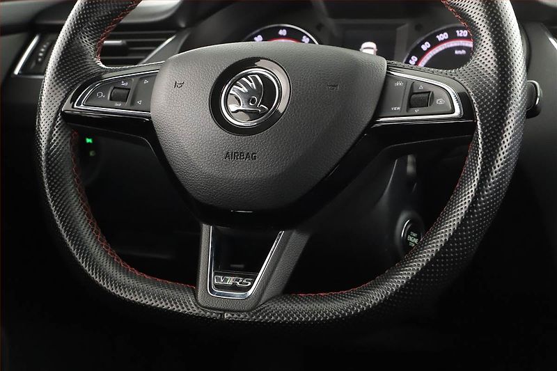 Škoda Octavia (2020) RS 2.0 TSI - fotka 19 z 21