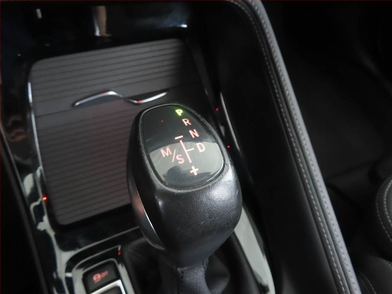 BMW X1 (2016) sDrive18d, Automat, Bi-Xenony - fotka 13 z 20