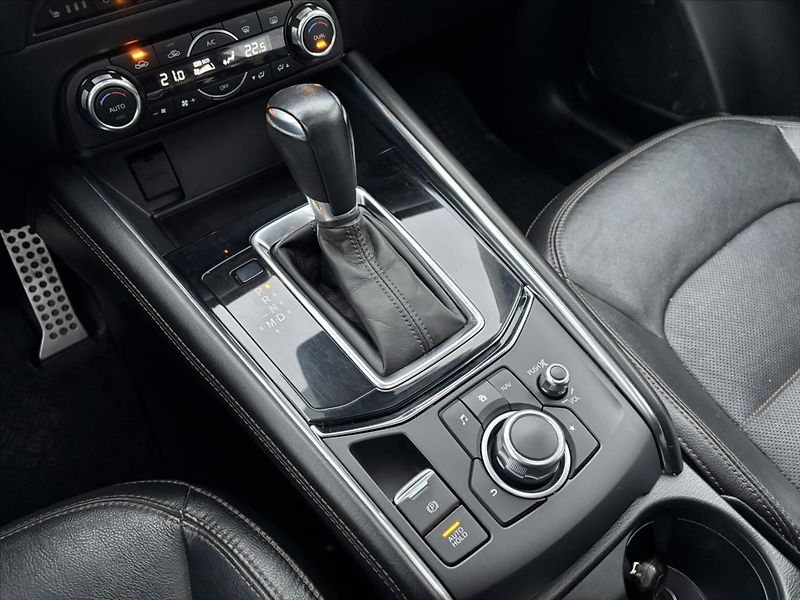 Mazda CX-5 2,2 4x4 AT Revolution Top KŮŽE - fotka 32 z 48