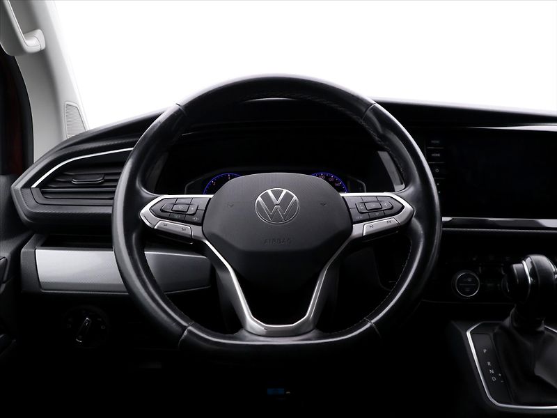 Volkswagen Multivan 2,0 TDI DSG Generation Six DPH - fotka 20 z 35