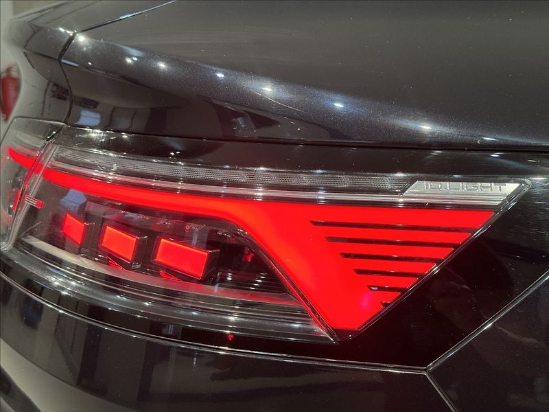 Volkswagen Arteon Shooting Brake 2,0 TDi  DSG R-Line LED Assist - fotka 13 z 50