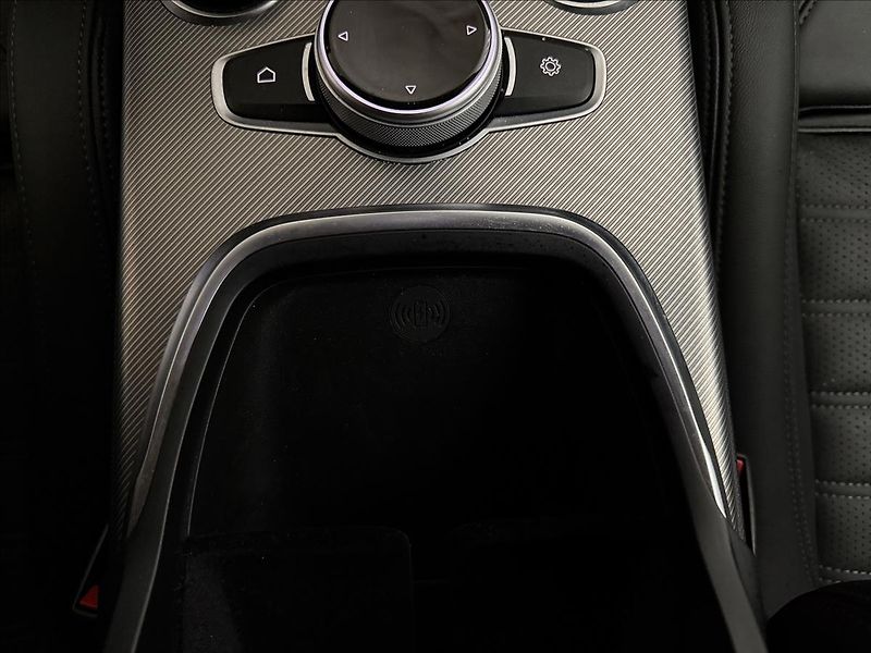 Alfa Romeo Stelvio VELOCE 154kW Q4 - fotka 31 z 44
