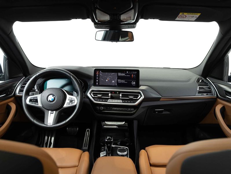 BMW X3 xDrive30d - fotka 12 z 24