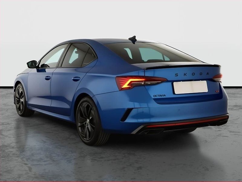 Škoda Octavia (2025) RS 2.0 TSI, RS, Navigace - fotka 4 z 21
