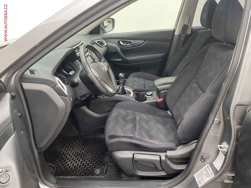 Nissan X-Trail (2017) 1.6 dCi 4x4, ČR, AC, výhřev - fotka 9 z 18