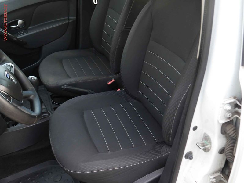 Dacia Logan (2020) 1.0 TCe, ČR, AC, el. výbava - fotka 9 z 14