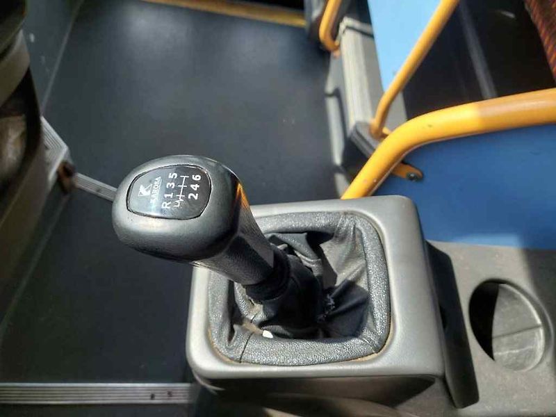Irisbus SFR 162 nízkopodlažní - fotka 38 z 53