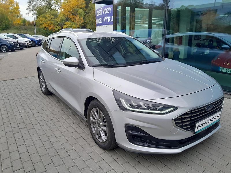 Ford Focus Titanium, AT, ČR, 1 majitel  - fotka 2 z 13