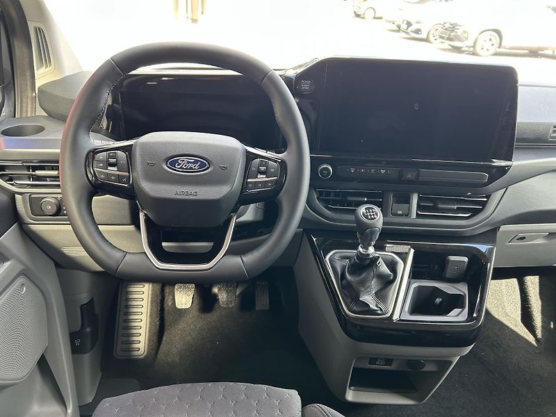Ford Tourneo Custom Titanium L2 2.0 EcoBlue 110 kW - fotka 11 z 29