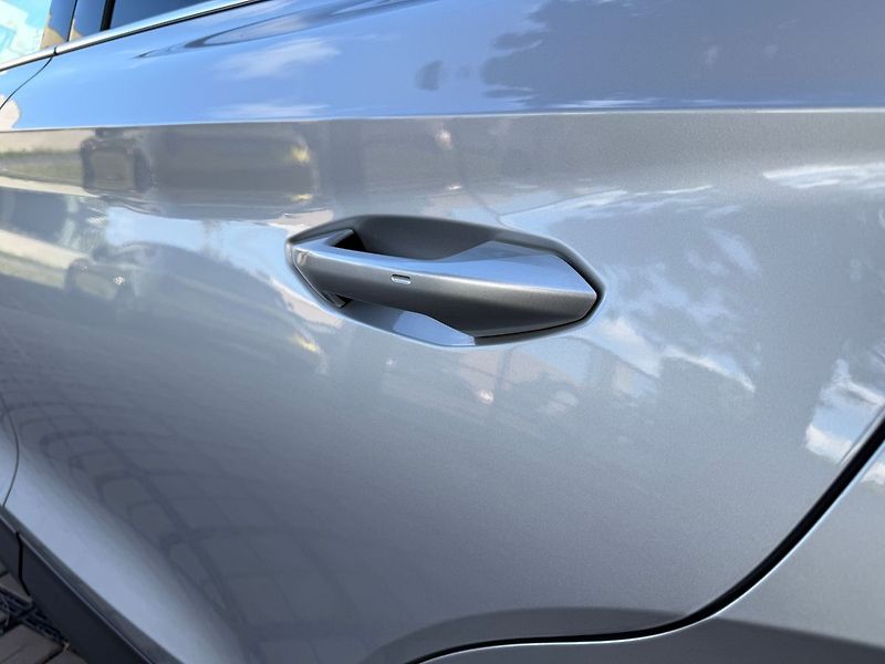 Škoda Enyaq 82 kWh / LOFT / Matrix LED/ Te - fotka 8 z 43