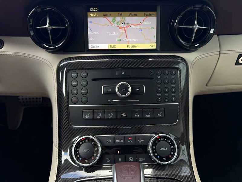 Mercedes-Benz SLS AMG (2013) AMG 63 GT Roadster - TOP - fotka 13 z 27