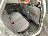 Ford Focus 1,5 TDCi NAVI VÝHŘEV - náhled 17