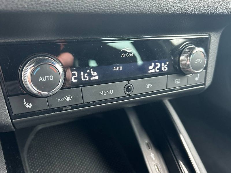 Škoda Scala (2021) 1.0 TSI Style - fotka 20 z 28