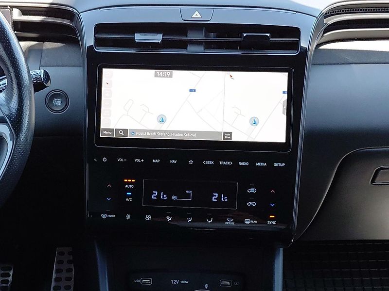 Hyundai Tucson (2023) 1,6 T-GDi 110 kW N-line - fotka 18 z 24