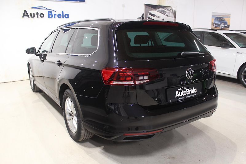 Volkswagen Passat (2021) 2.0TDI DSG Display LED - fotka 9 z 36