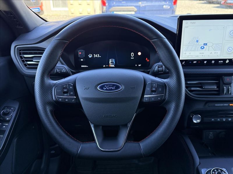 Ford Kuga 1,5 EcoBoost 137 kW ST-Line - fotka 19 z 29