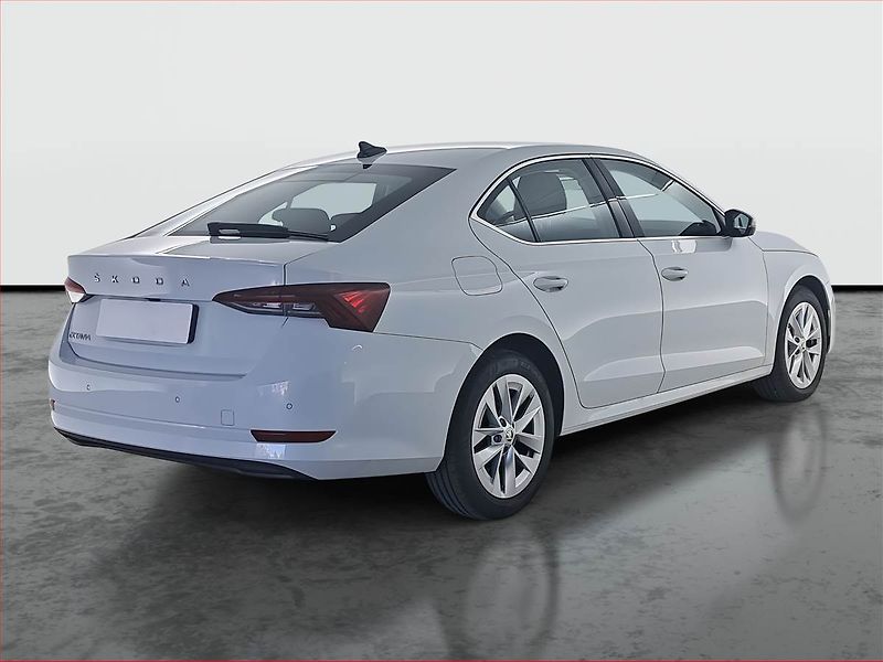 Škoda Octavia (2023) 2.0 TDI - fotka 5 z 22