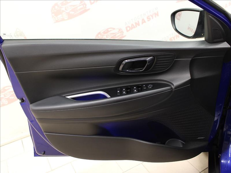 Hyundai Bayon 1,0 74 kW 1.majitel - fotka 9 z 31