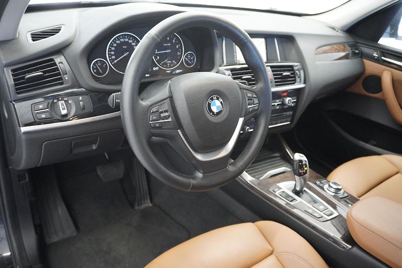 BMW X3  2,0 XDRIVE28I AUT. - fotka 12 z 29