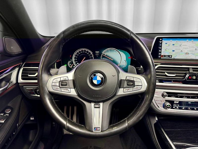 BMW Řada 7 750d xDrive M-PAKET, LASER, H& - fotka 13 z 40
