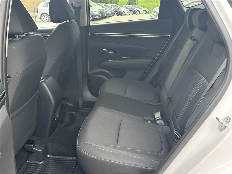Hyundai Tucson 1,6 T-GDI 150PS  Smart A/T - fotka 14 z 55