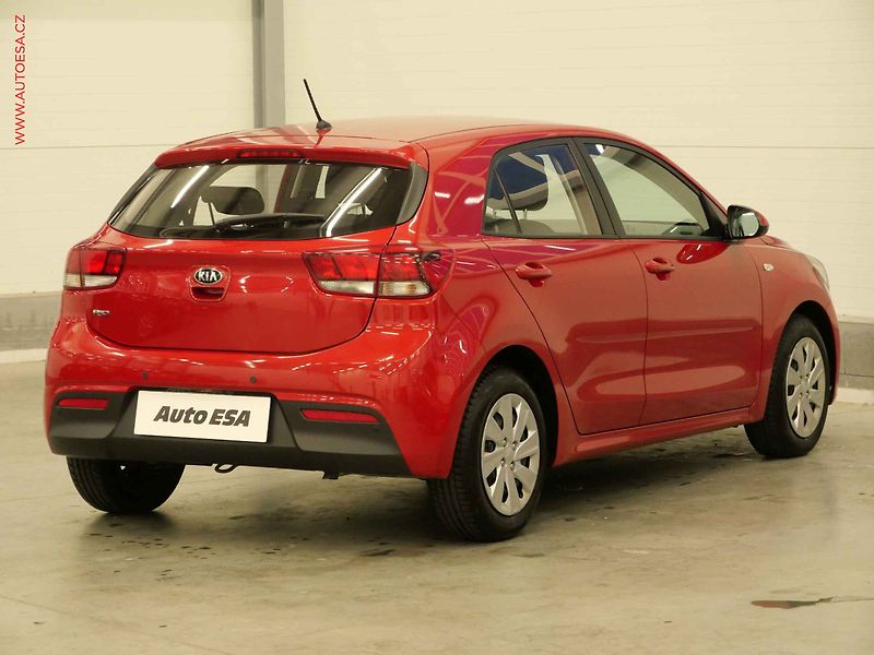 Kia Rio (2019) 1.2i, 2.maj,ČR, AC, park - fotka 4 z 22