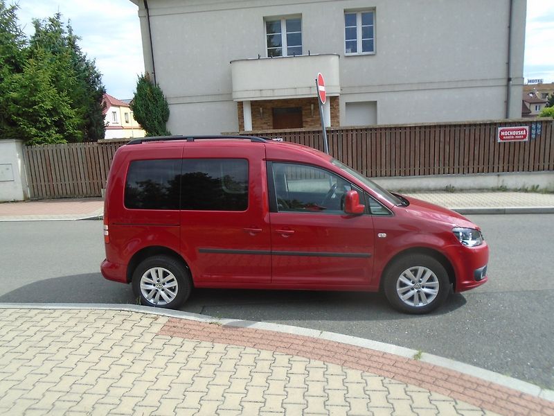 Volkswagen Caddy (2013) JAKO O 1.6 TDI,5.Míst,Klima - fotka 5 z 24