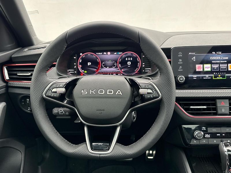 Škoda Scala Monte Carlo - fotka 18 z 26