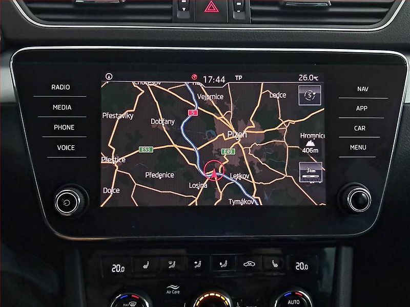 Škoda Superb (2018) 2.0 TDI, Navi, Bi-Xenony - fotka 13 z 19