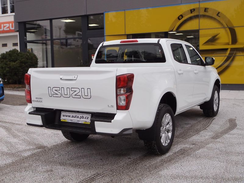 Isuzu D-Max Double Cab LS - fotka 8 z 25