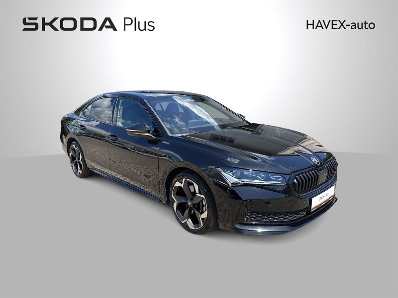 Škoda Superb (2025) 2.0 TSI 4x4 DSG Sportline - fotka 33 z 36