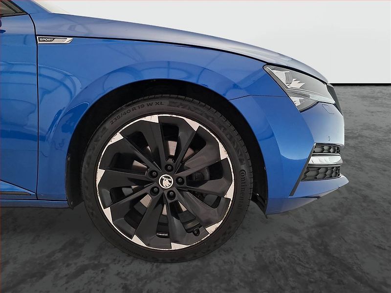 Škoda Superb (2023) Sportline 2.0 TDI - fotka 14 z 20