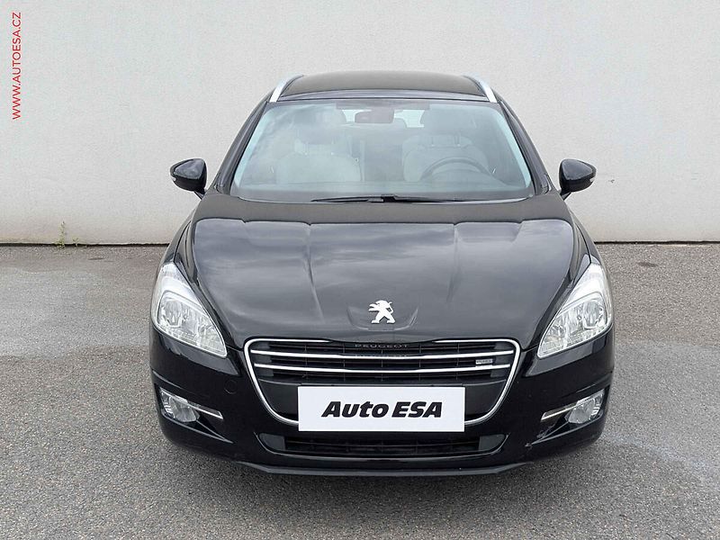 Peugeot 508 (2013) 1.6 eHDi, AT - fotka 2 z 13