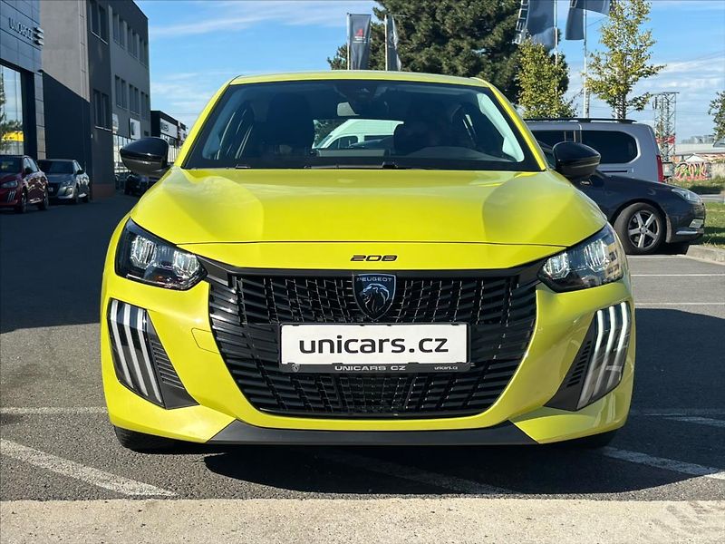 Peugeot 208 1,2 PureTech  Active-Manuál 5k - fotka 2 z 19