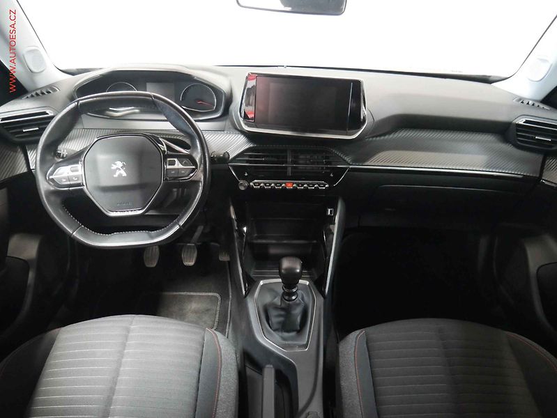 Peugeot 2008 (2020) 1.2PT, 1.maj,ČR, servis.kniha - fotka 8 z 20